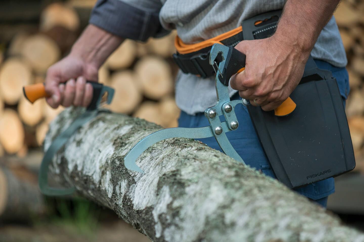 Fiskars Hebehaken Zur Holzbearbeitung, Inklusive Köcher, Schwarz/Orange, Woodxpert, 1003624 Hebehaken