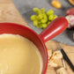 KUHN RIKON Käsefondue Set Suisse Rot· Ø 23 Cm, 2.6 Liter Ideal Für 4-6 Personen, Inkl. 6 Gabeln Und Rechaud Und Pastenbrenner (Ohne Brennpaste)