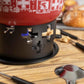 KUHN RIKON Käsefondue Set Suisse Rot· Ø 23 Cm, 2.6 Liter Ideal Für 4-6 Personen, Inkl. 6 Gabeln Und Rechaud Und Pastenbrenner (Ohne Brennpaste)