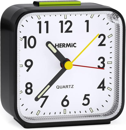 Wecker Analog Ohne Ticken Wecker Mit Licht, Batteriebetrieben, Lauter Alarm, Schlummerfunktion, Geräuschlos, Leuchtziffern Tragbarer Leise Klein Reisewecker Für Tiefschläfer Schwarz